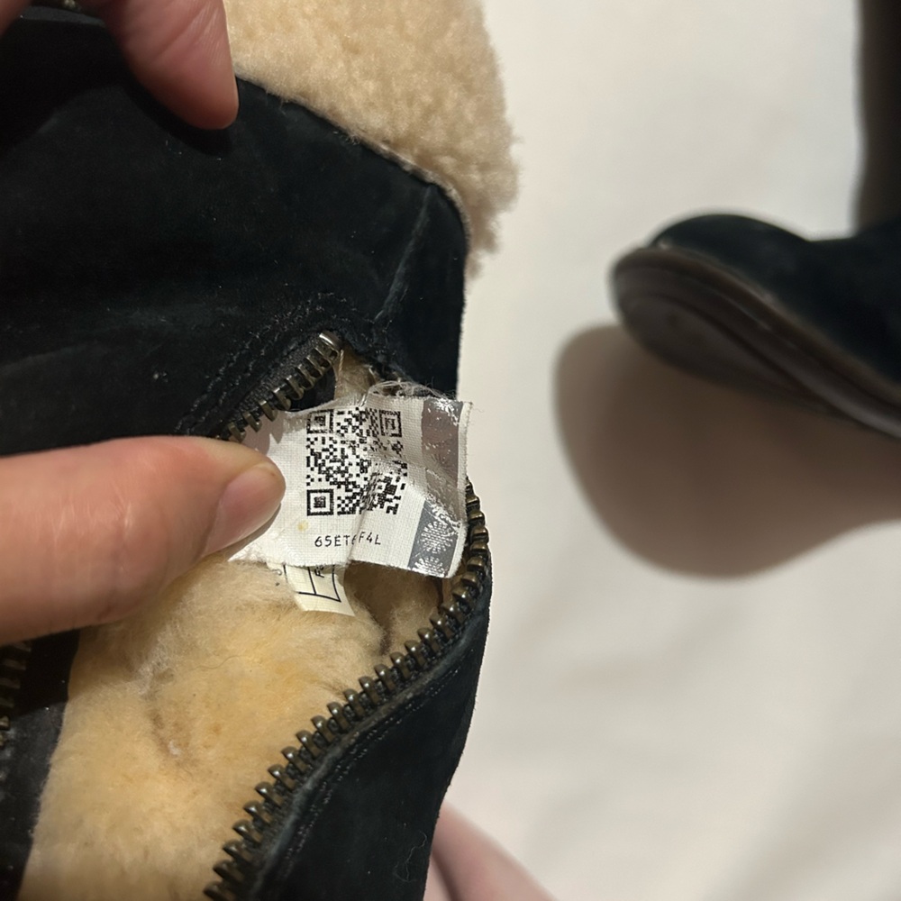 UGG Australia Karyn suede winter boots - Picture 12 of 14